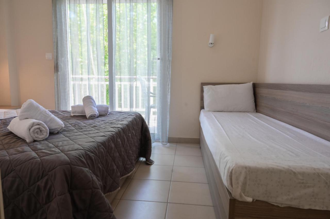 Priona Rooms Paralía Skotínis Bagian luar foto